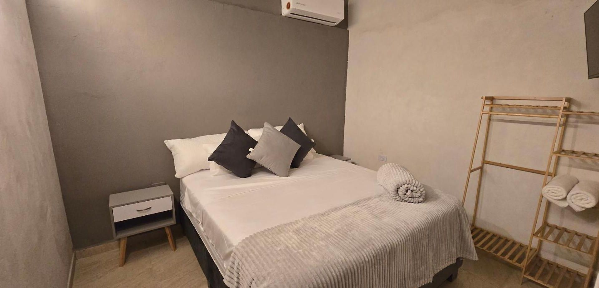 Agena Cabrero Hotel