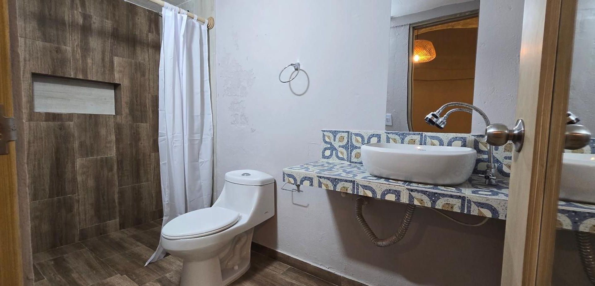 Agena Cabrero Hotel