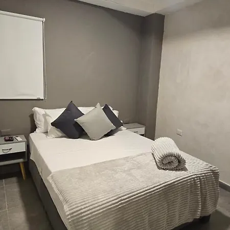 Agena Cabrero Hotel
