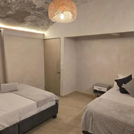 Agena Cabrero Hotel *