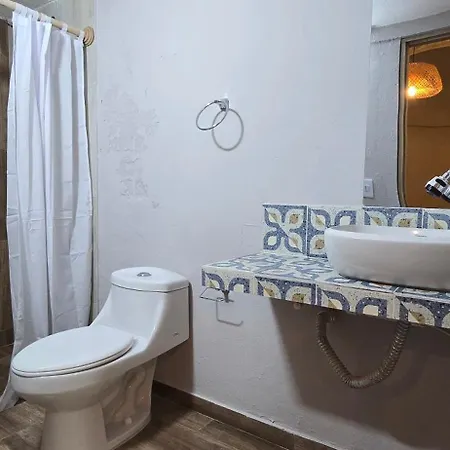 Agena Cabrero Hotel