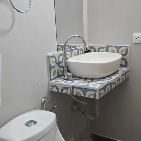 Agena Cabrero Hotel