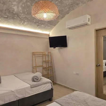 Hotel Agena Cabrero